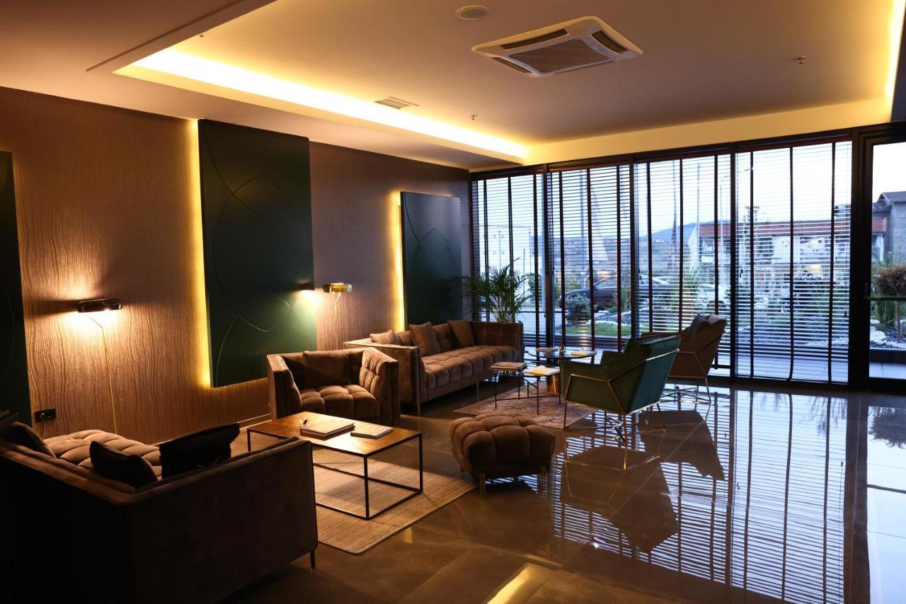 Palace Hotel & Spa Titova Mitrovica Kültér fotó