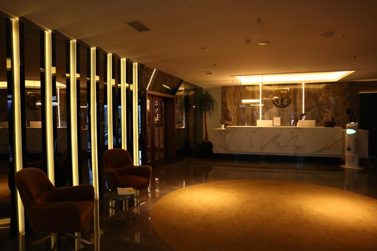 Palace Hotel & Spa Titova Mitrovica Kültér fotó