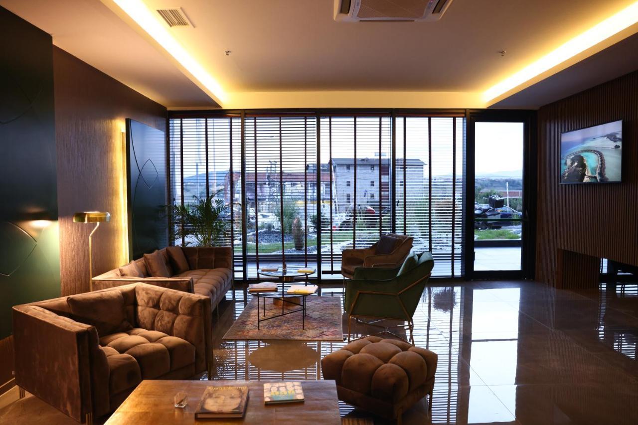 Palace Hotel & Spa Titova Mitrovica Kültér fotó