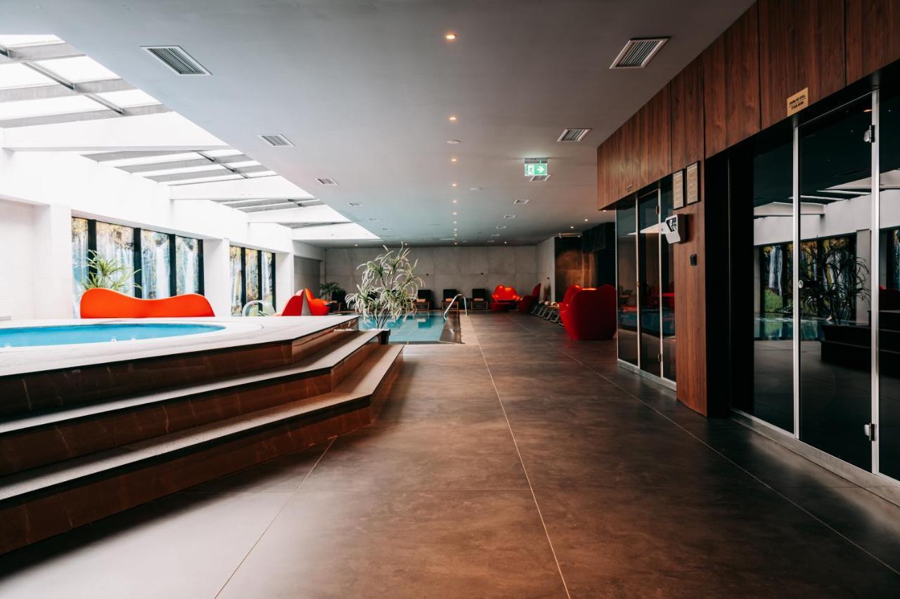Palace Hotel & Spa Titova Mitrovica Kültér fotó