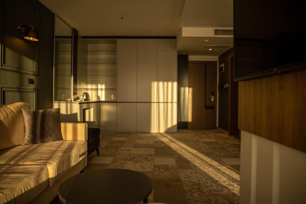 Palace Hotel & Spa Titova Mitrovica Kültér fotó