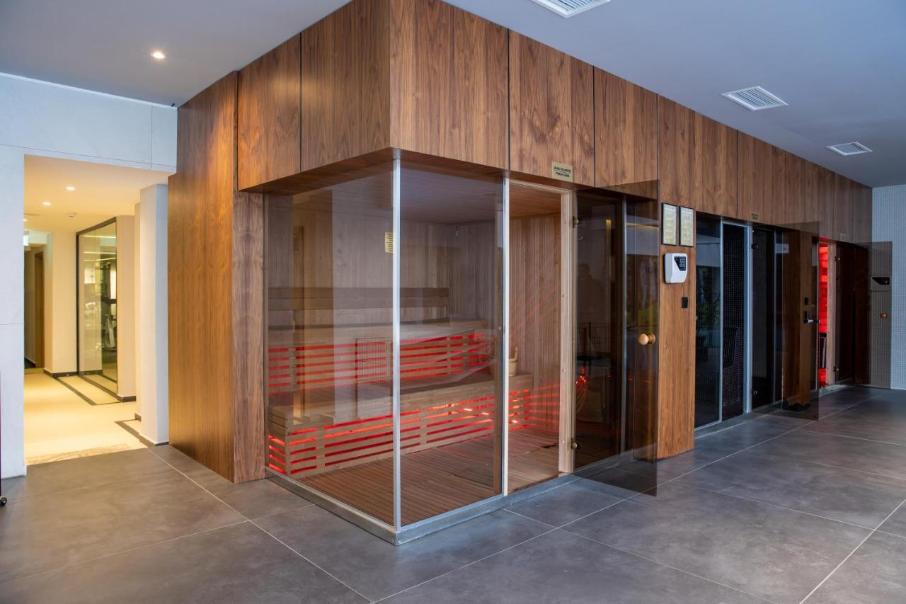 Palace Hotel & Spa Titova Mitrovica Kültér fotó