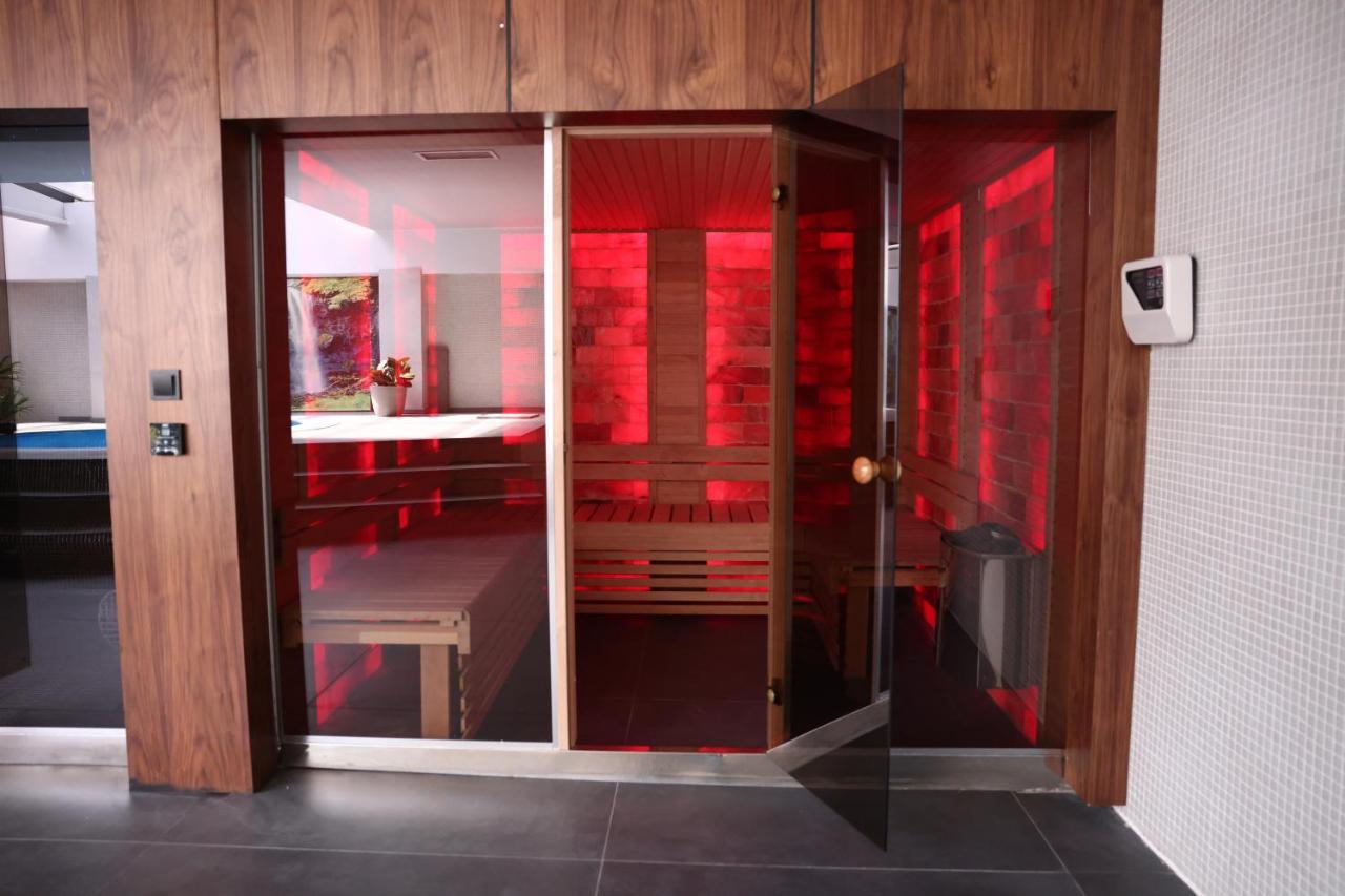 Palace Hotel & Spa Titova Mitrovica Kültér fotó